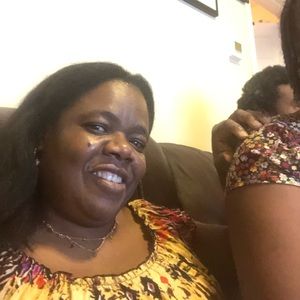 Meet your Posher, Emmanuela